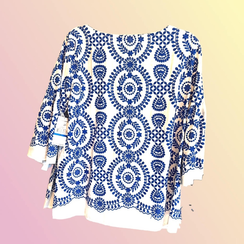 NWT XL Karen Kane Blue and White Embroidered Top - Picture 3 of 7